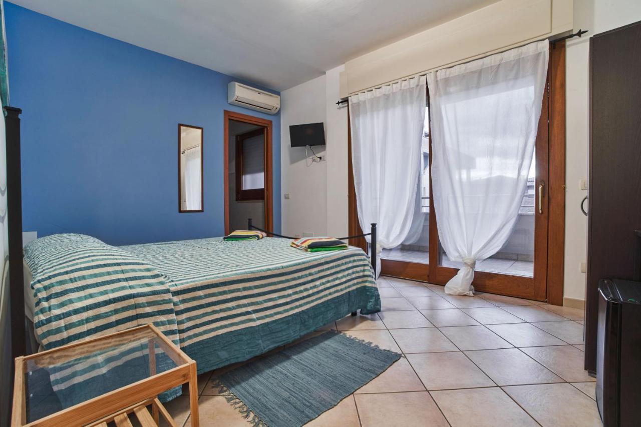 Arcibaleno Hotel Sabaudia Buitenkant foto
